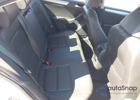 2017 Volkswagen Jetta 1.4T Se из США, поврежденный, VIN 3VWDB7AJ8HM327019